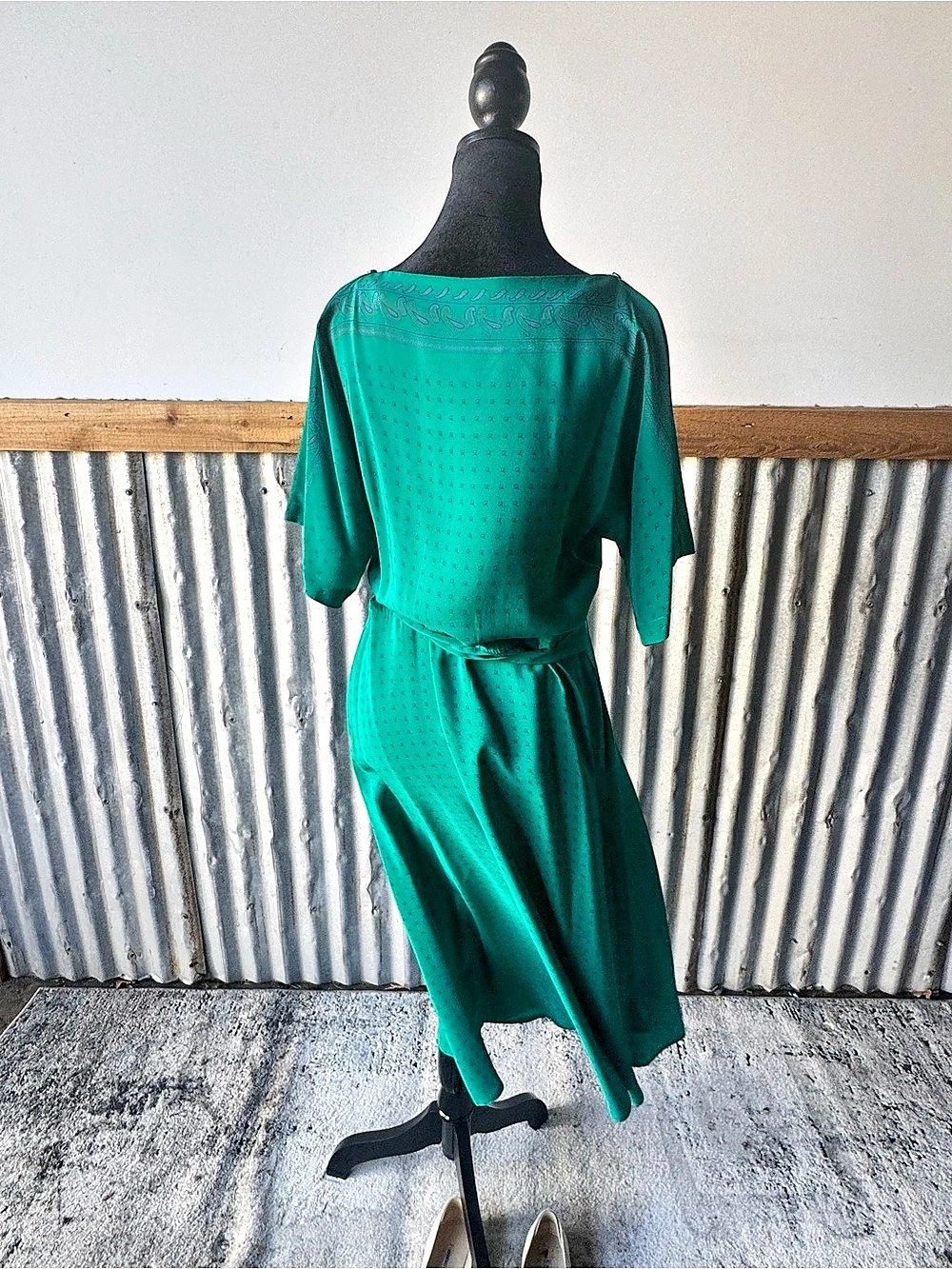 Vintage Joanie Char Silk Silk Midi Dress in Green & Blue Size 8 - Picture 2 of 9